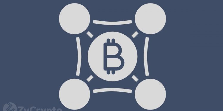 Bitcoin Slumps Below $9,000 to 2-Week Lows But A Bounce Might Be Underway